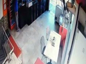 15 saniyede kasayı soyan hırsız kameraya yakalandı
