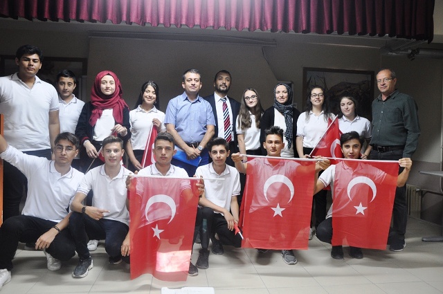 'Sağlık Meslek'te 15 Temmuz Coşkusu