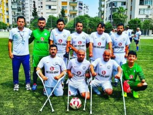 Dünya Barış Günü’nde tarihi Taşköprü’de futbol müsabakası