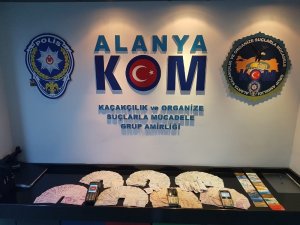 Alanya’da pos tefeciliği operasyonu: 3 gözaltı