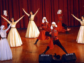 Kürtçe'den sonra Çerkesce geliyor