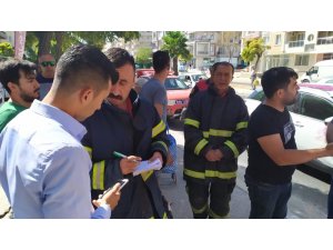 Gelin arabası tıra çarptı