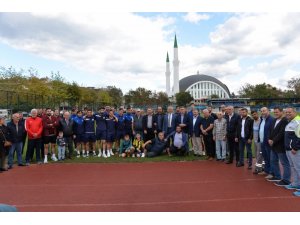 Başkan Babaoğlu, Hendeksporlu futbolcuları uğurladı