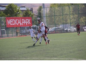 TFF 3. Lig: Elazığ Belediyespor FK: 1 - Fethiyespor: 1