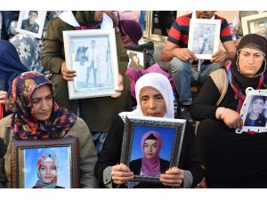 "Yavrularımızı bize versinler"