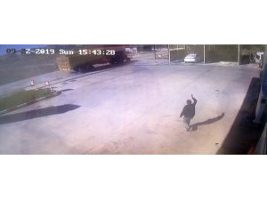 Benzin istasyonuna 200 metre kala yandı