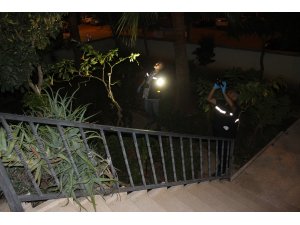 Adana'da balkondan düşen öğretmen yaşamını yitirdi