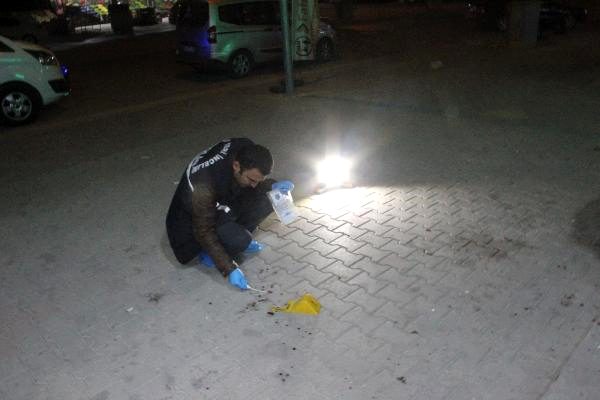 Konya'da baba ve oğlu iş yerinde bıçaklandı