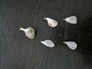 Şüpheli şahıslardan uyuşturucu ele geçirildi