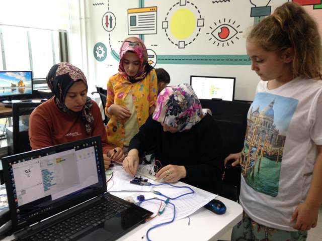 M. Ali Özbuğday Gençlik Merkezi Atölyelerinde kayıtlar başladı