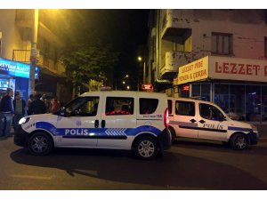 İzmir'de silahlı kavga: 3 yaralı