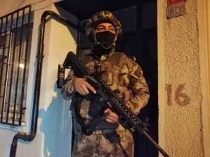 İstanbul’da özel harekat destekli nefes kesen narkotik operasyonu: 25 gözaltı