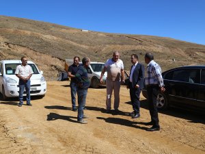 Hadimioğlu Yarıcak Göleti inşaatını inceledi