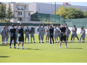 Trabzonspor Beşiktaş maçı hazırlıklarına başladı