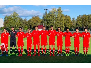 Abdülsamet Kaya 11’de başladı