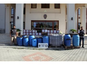 Fethiye’de 2 bin 400 litre sahte şarap ele geçirildi