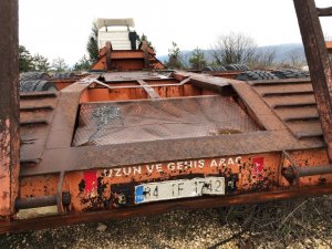 Jandarma özel ekip kurdu, çalıntı TIR ve dorse bulundu