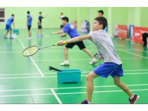 Yunusemreli Gökay badmintonda Türkiye’de ilk onda
