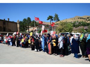 Diyarbakır annelerine kadın desteği