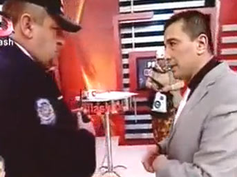 Polis canlı yayını bastı video