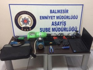 Balıkesir’de azılı hırsız yakalandı