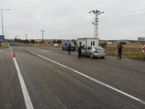 Çeşitli suçlardan aranan 33 kişi tutuklandı