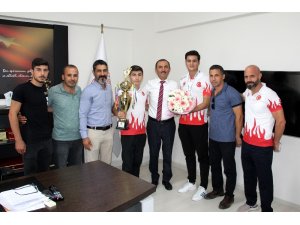 Kaymaz, dereceye giren sporcuları ağırladı