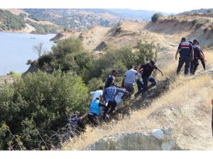 Hava almak için gittiği gölette ölü bulundu