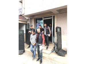 Mustafakemalpaşa’da 4 kilogram uyuşturucu ele geçirildi