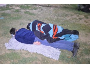 İstanbullular geceyi parklarda geçiriyor