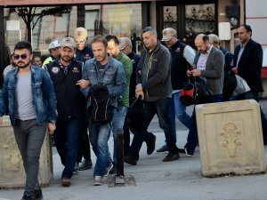 Konya'da eş zamanlı FETÖ operasyonu