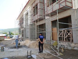 Hadim Gençlik Merkezi inşaatı sürüyor