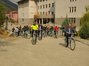 Akşehir’de “Pedalını Kitap İçin Çevir” etkinliği