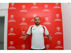 Kumluca Belediyespor yeni forvet oyuncusu transfer etti