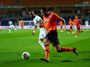 Medipol Başakşehir,  Çaykur Rizespor'a patladı