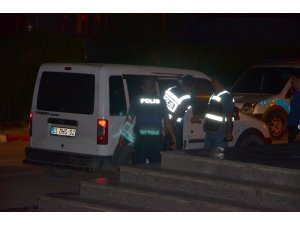 Tartıştığı eşini bıçaklayarak öldüren zanlı adliyeye sevk edildi