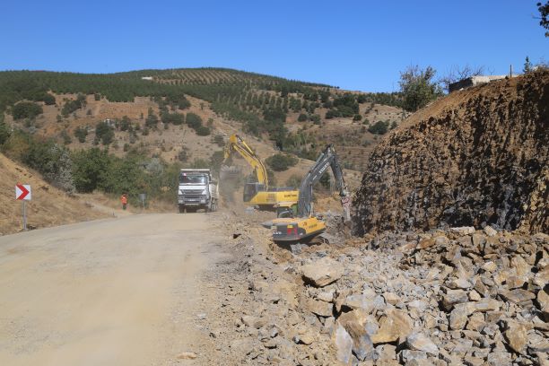 Hadim'de yol asfaltlama çalışmaları
