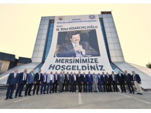 Hisarcıklıoğlu: "Bugüne kadar bütün krizleri atlattık, bugünkü sıkıntılardan da daha güçlü çıkacağız"