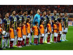 Süper Lig: Galatasaray: 0 - Fenerbahçe: 0 (Maç devam ediyor)