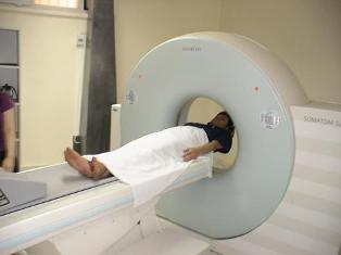 Akşehir'deki yeni hastaneye MR ve tomografi alımı yapıldı