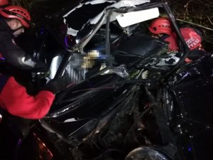 Otoyolda meydana gelen kazayı fark etmeyen sürücü canından oldu