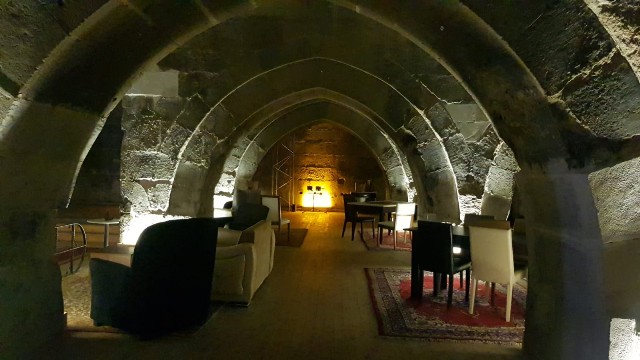 Karatay Hanı’nı anlattı