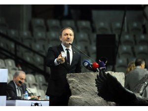 Hürser Tekinoktay: "Kötü gidişatı birlikte atlatmalıyız"