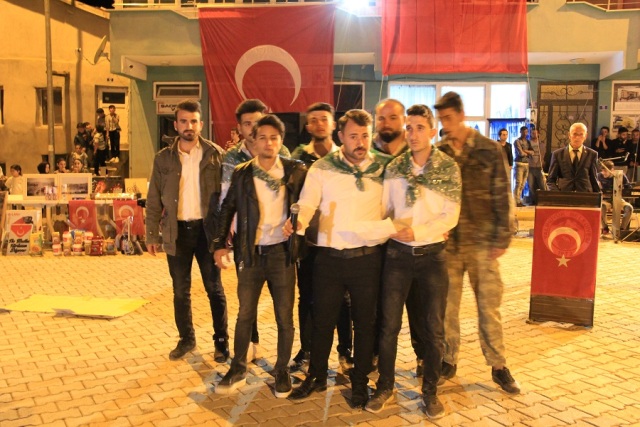 Yalıhüyük'te asker gecesi