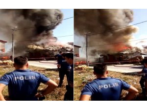 Avcılar Yeşilkent Mahallesi’nde bulunan iki gecekonduda yangın çıktı. Olay yerine itfaiye ekipleri sevk edildi. Yangının çocukların oyunu sırasında çaktığı öğrenildi. İtfaiyenin yangına müdahalesi sürüyor.