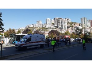 Başkent’te halk otobüsü yolcu dolu durağa girdi: 3 ölü