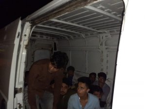 Milas’ta 25 düzensiz göçmen yakalandı