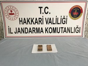 Hakkari'de 2 kilo 484 gram kaçak külçe altın ele geçirildi