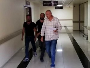 Tartıştığı eşini bıçakladı