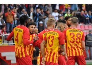 Kayserispor galibiyete hasret